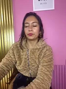 Alaska_euphoria from StripChat