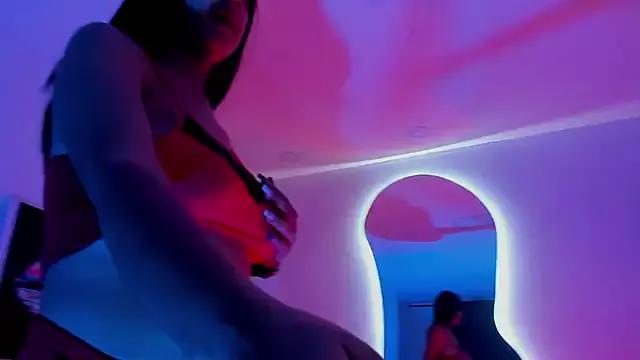 alaska_tits from StripChat