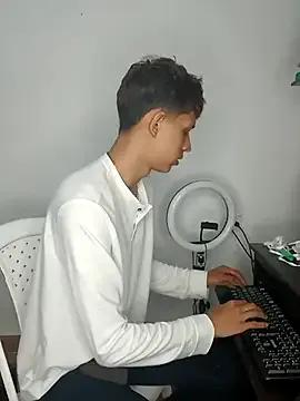 Alayn_sexy_ayes from StripChat