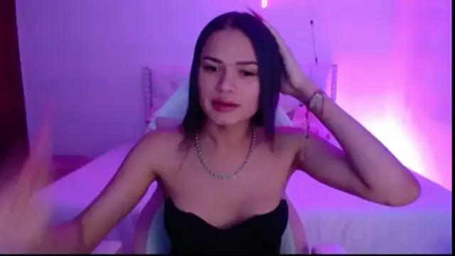 alee_lenoxx from StripChat