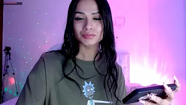 alee_lenoxx from StripChat