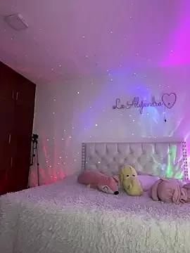 alee_lenoxx from StripChat