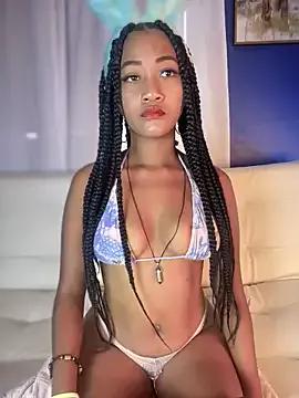 AleezaFrench from StripChat