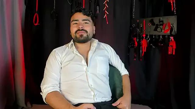 alejandress_and_skull from StripChat is Freechat