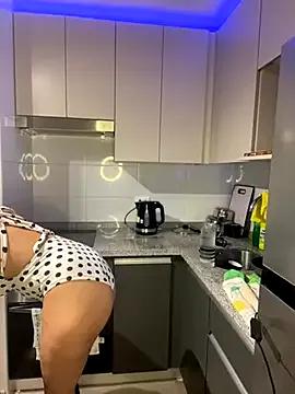 AlejandritaMilano from StripChat is Freechat