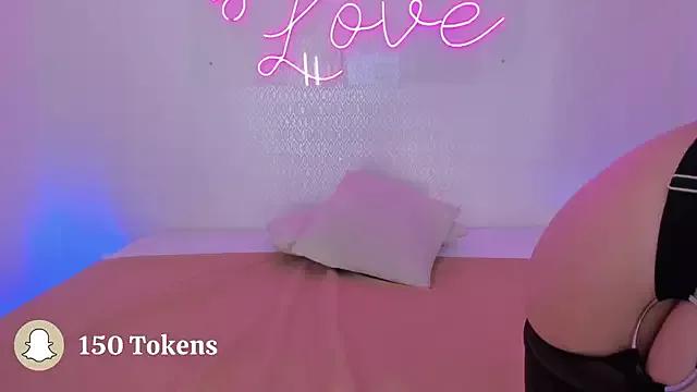 aleksandramiller_ from StripChat is Freechat