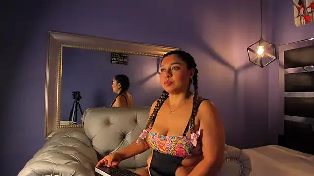 Try our streaming cams variety and talk on a personal level with our adorable girls streamers, showing off their bountiful shapes and dildos.