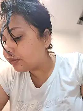 Alessandraaa- from StripChat is Freechat