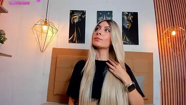 alesziarose from StripChat is Freechat