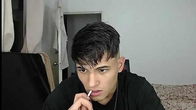 Alex_mojica from StripChat is Freechat