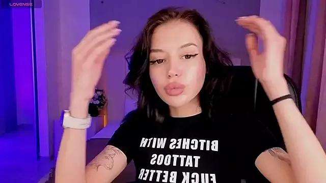 Alexa___Hill from StripChat is Freechat