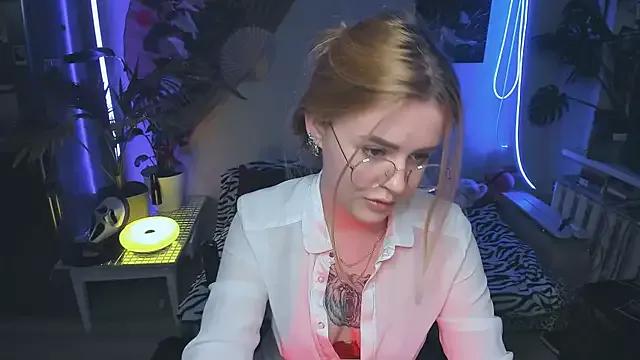 Try our streaming cams variety and talk on a personal level with our adorable girls streamers, showing off their bountiful shapes and dildos.