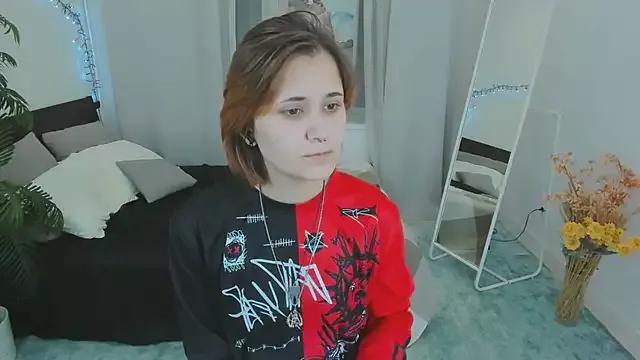 Try our streaming cams variety and talk on a personal level with our adorable girls streamers, showing off their bountiful shapes and dildos.
