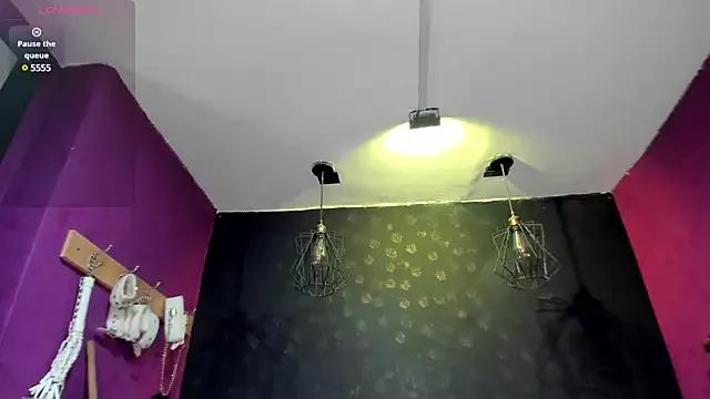 Try our streaming cams variety and talk on a personal level with our adorable girls streamers, showing off their bountiful shapes and dildos.