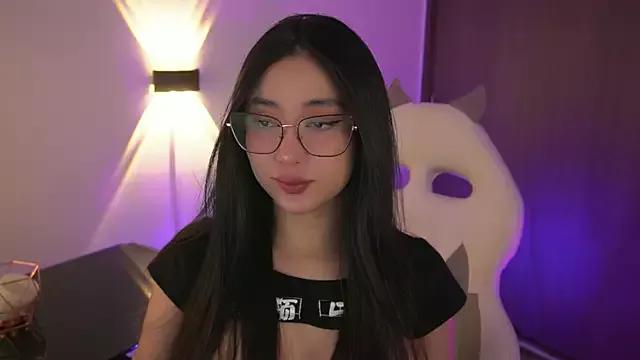 Try our streaming cams variety and talk on a personal level with our adorable girls streamers, showing off their bountiful shapes and dildos.