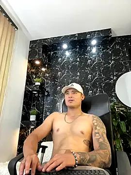 Alexander_ferre from StripChat is Freechat
