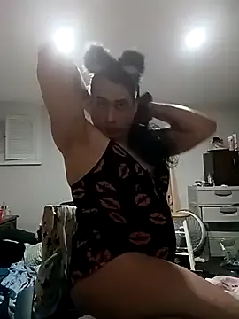 Alexandra4uuu from StripChat is Freechat