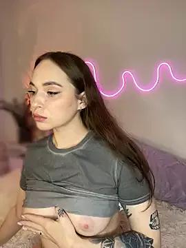 Try our streaming cams variety and talk on a personal level with our adorable girls streamers, showing off their bountiful shapes and dildos.