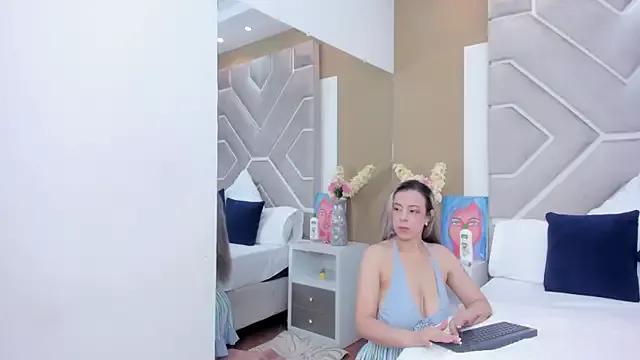 Try our streaming cams variety and talk on a personal level with our adorable girls streamers, showing off their bountiful shapes and dildos.