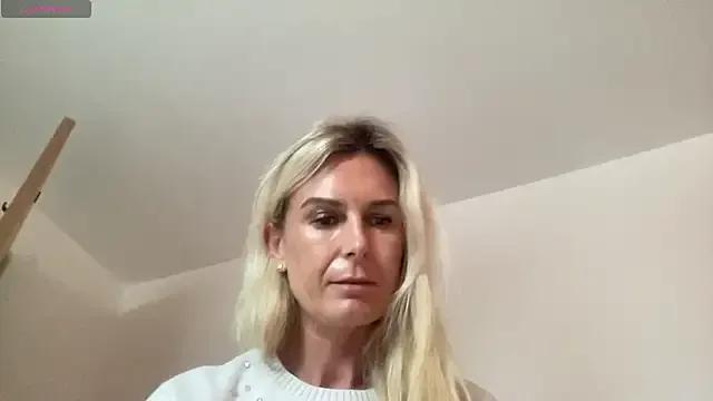 Alexis_Newick from StripChat is Freechat