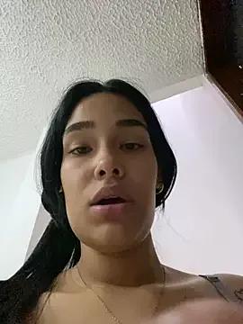 Alexsa_V from StripChat