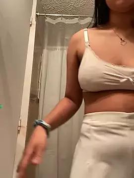 Alexsa_V from StripChat