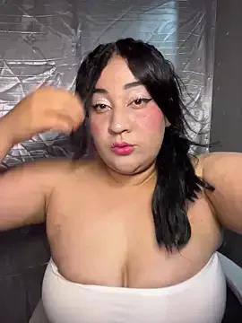 Alexxabelle from StripChat is Freechat