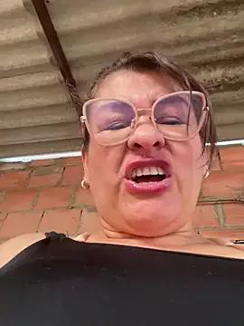 AlexxiaaMat from StripChat is Freechat