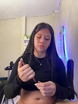 alhaana_ from StripChat
