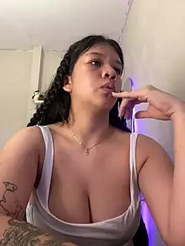 alhaana_ from StripChat