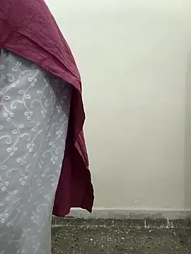 Alia-00 on StripChat 