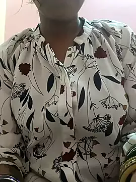 Alia-hot00 on StripChat 