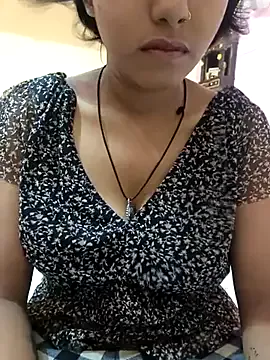 Alia-hot00 on StripChat 