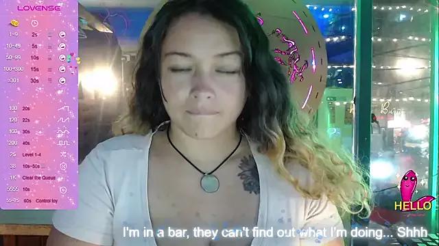 AliaGarcia_ from StripChat is Freechat