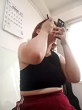 AliaMiller_ from StripChat is Freechat