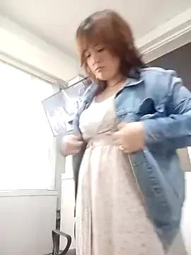AliaMiller_ from StripChat is Freechat
