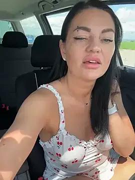 AlianaBent from StripChat