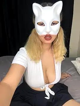 Try our streaming cams variety and talk on a personal level with our adorable girls streamers, showing off their bountiful shapes and dildos.