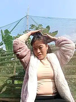 Alice-567 from StripChat is Freechat