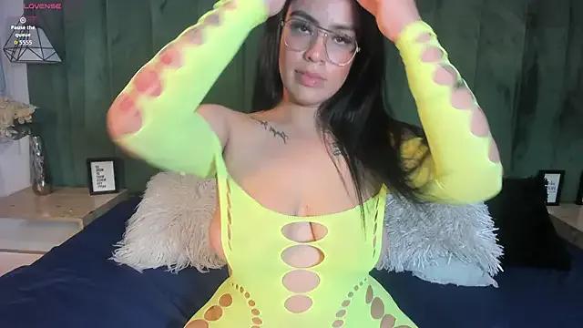 Alice-Allen from StripChat is Freechat