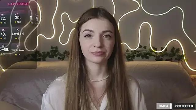 Alice-Meow from StripChat is Freechat