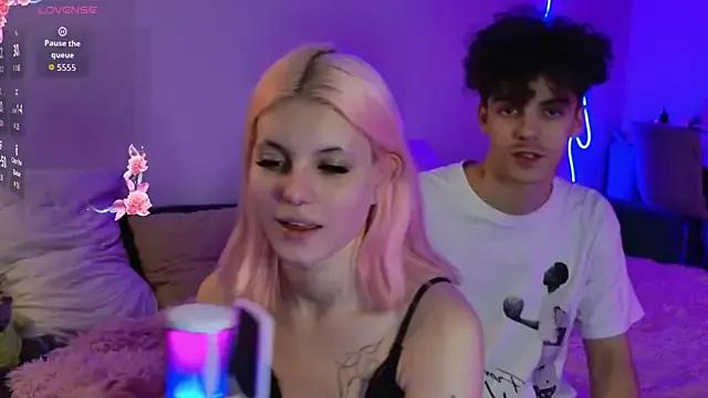 Try our streaming cams variety and talk on a personal level with our adorable girls streamers, showing off their bountiful shapes and dildos.