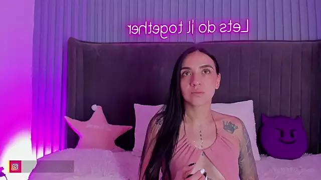 Try our streaming cams variety and talk on a personal level with our adorable girls streamers, showing off their bountiful shapes and dildos.