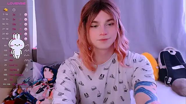 Try our streaming cams variety and talk on a personal level with our adorable girls streamers, showing off their bountiful shapes and dildos.