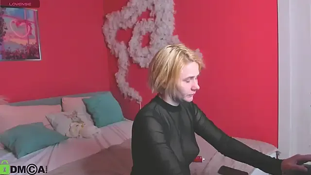 Alice_Maurik from StripChat is Freechat