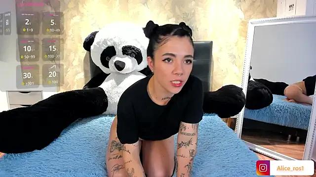 Try our streaming cams variety and talk on a personal level with our adorable girls streamers, showing off their bountiful shapes and dildos.