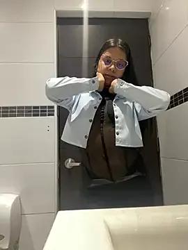 Alice_Sawyer from StripChat is Freechat