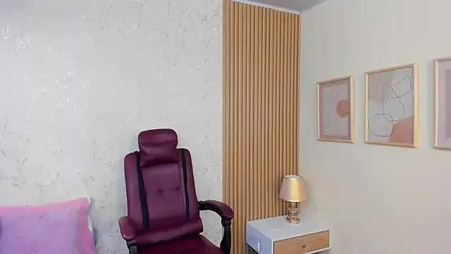 Try our streaming cams variety and talk on a personal level with our adorable girls streamers, showing off their bountiful shapes and dildos.