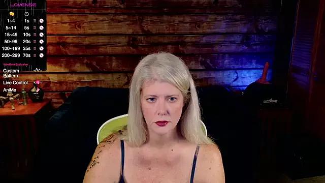 AliceHarlot from StripChat is Freechat
