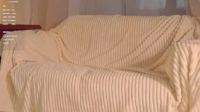 alicehicks from StripChat is Freechat